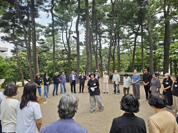 국회숲 사랑재 산림치유프로그램. 제공=온석대학원대학교 산림치유복지학과
