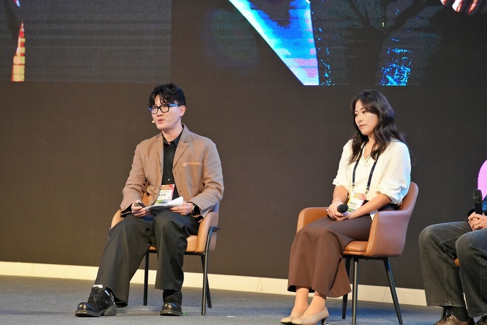사단법인 글로벌인플루언서협회 대표, 이하영 Spotify Korea PR & Communications Lead (왼쪽부터)